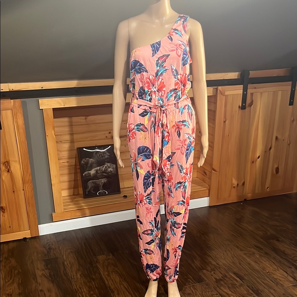 Lascana Tropical One-Shoulder Jumpsuit in Pink Resort Wear - Picture 5 of 9